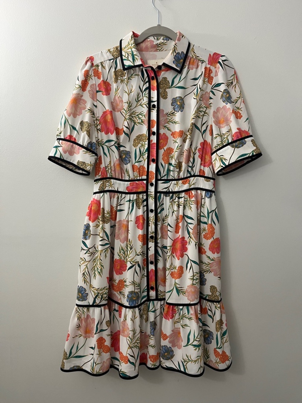 Kate Spade size 8. Floral Button-Front White Tiered Shirt Dress